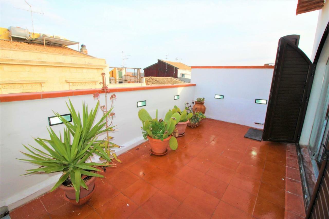 Una Terrazza Per Due Сиракуза Екстериор снимка