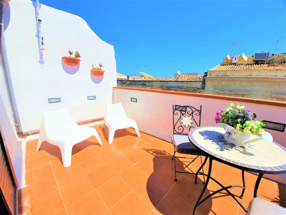 Una Terrazza Per Due Сиракуза Екстериор снимка